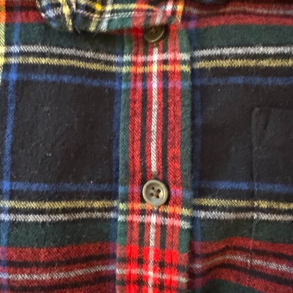 LL Bean Plaid Navy Red Green Slightly Fitted Flannel Button Down - Picture 3 of 4